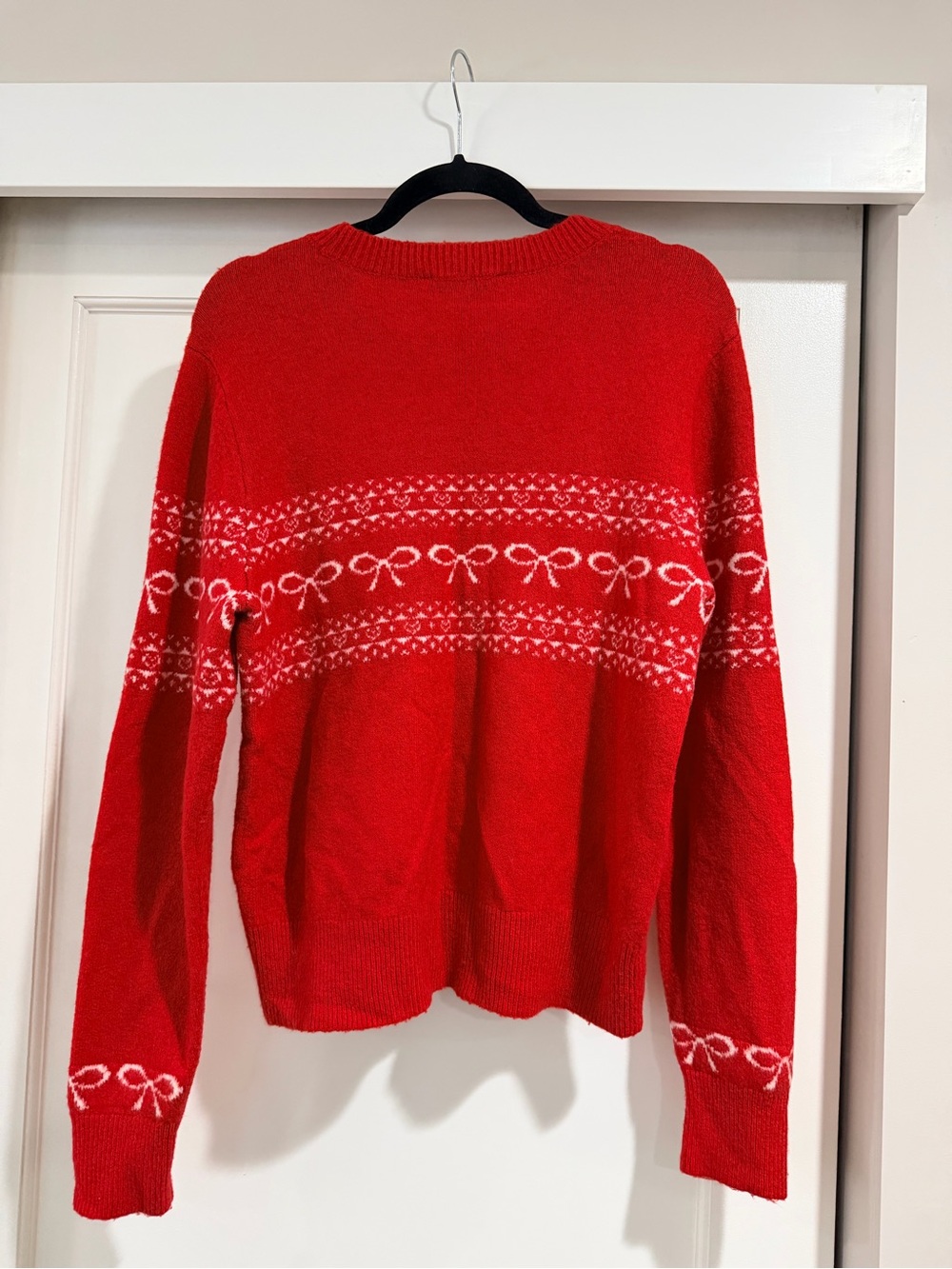 EUC Loft Red Crewneck Fair Isle Design with Bows Size Small - Picture 2 of 7